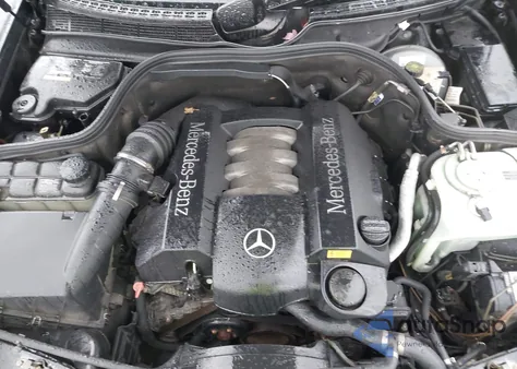 2001 Mercedes-Benz Clk 320 from USA, damaged, VIN WDBLK65G11T071836